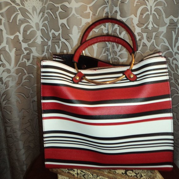 NWOT Statement Purse/Satchel - Picture 5 of 10